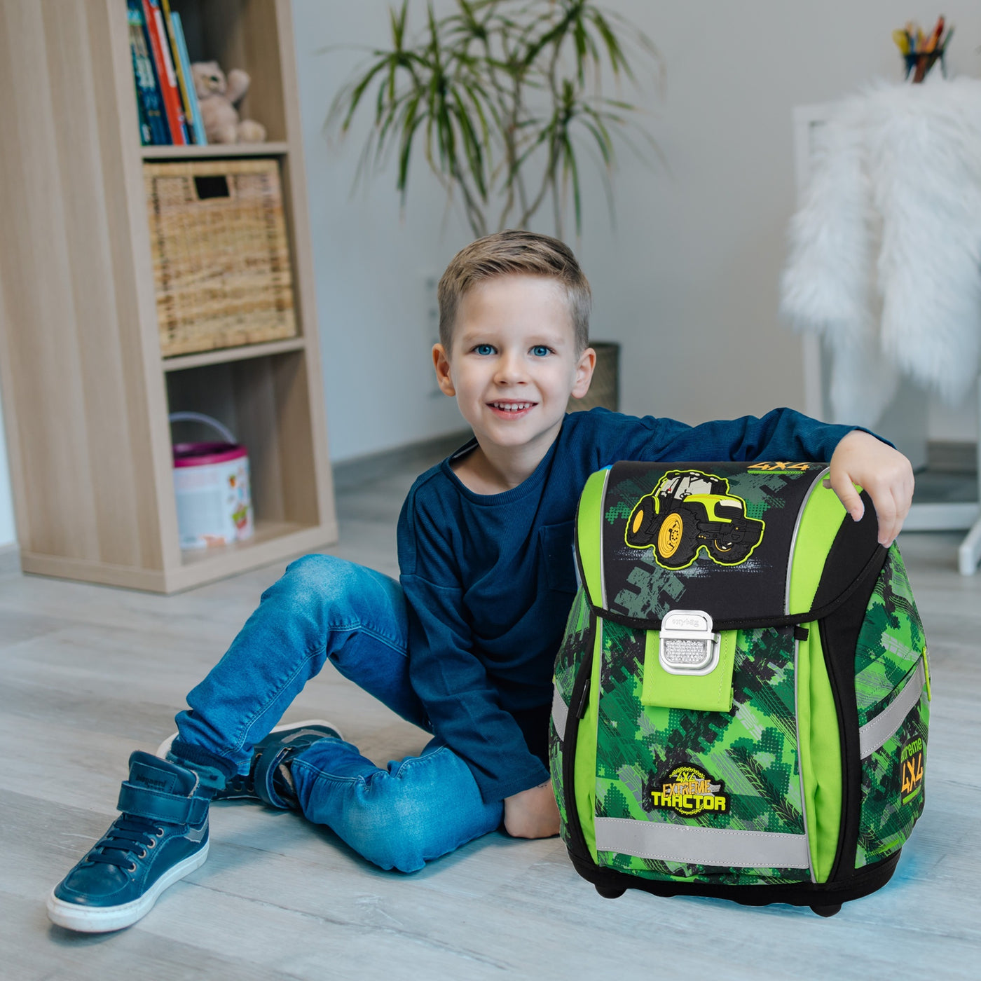 Oxybag Traktor Schulranzen Set für Jungen · Schulranzen Ergonomisch Leicht und Kompakt · Einschulungs-Set für die 1. bis 4. Klasse