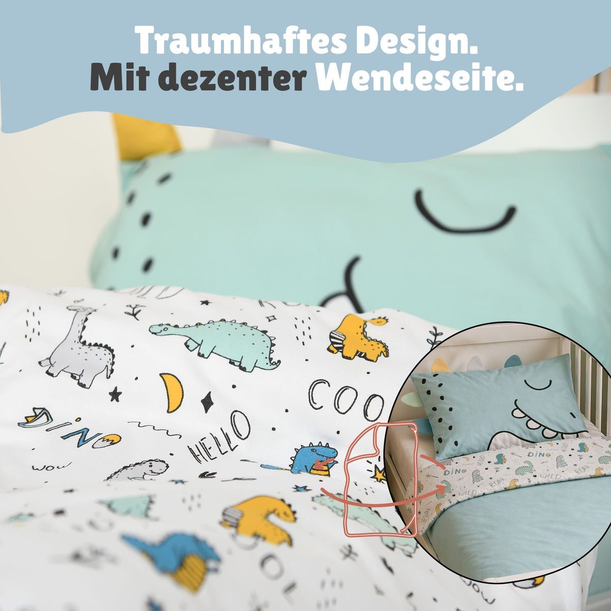 Detailansicht Muster Bettdecke mit verschiedenen Dinos und Schriftzügen
