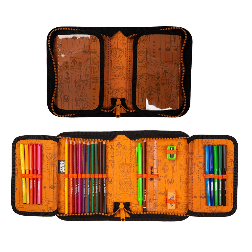 Innenansicht Federmappe orangenes Futter mit Stiften gefüllt 