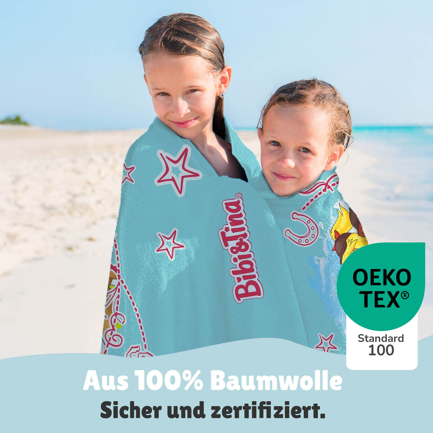 Infotafel Strandlaken aus 100% Baumwolle mit zwei Mädchen in Bibi & Tina Handtuch gehüllt