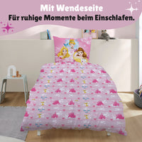 Detailansicht Rückseite der Bettwäsche in Rosa mit Muster aus kleinen Sternen und Schlössern 