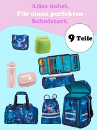 Infotafel 9-teiliges Set mit: Turnbeutel, Geldbeutel, Schlamperrolle, Regenschutz, gefüllter Federmappe, Dose, Flasche und Sporttasche