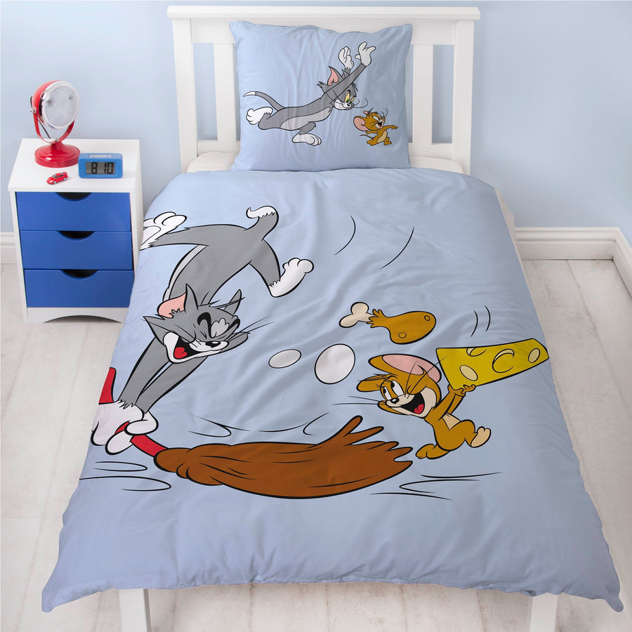Rückseite Tom & Jerry Bettwäsche blau weiß gestreift mit Versöhnungs Motiv