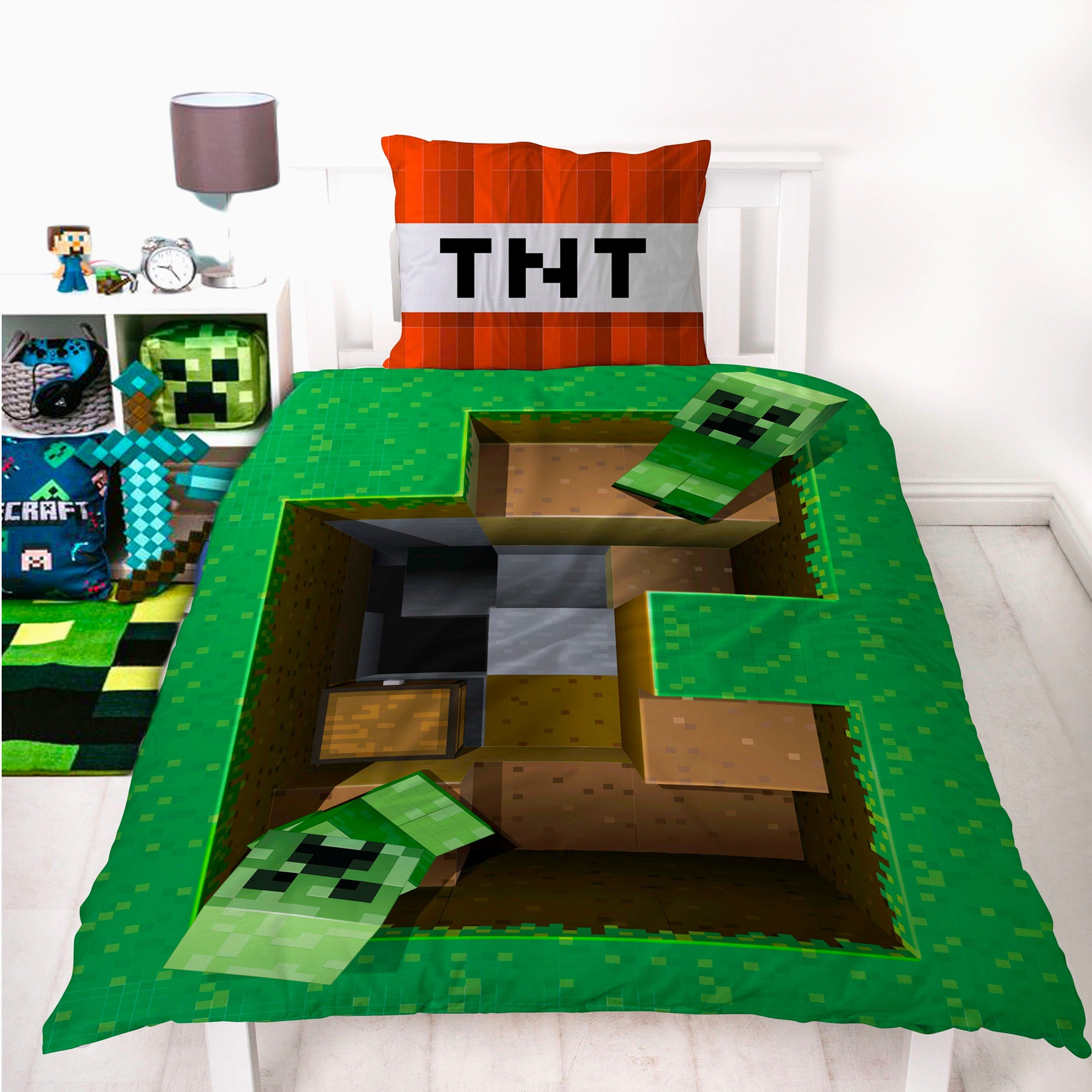 Minecraft Bettwäsche mit 3D Motiv auf Bett gezogen