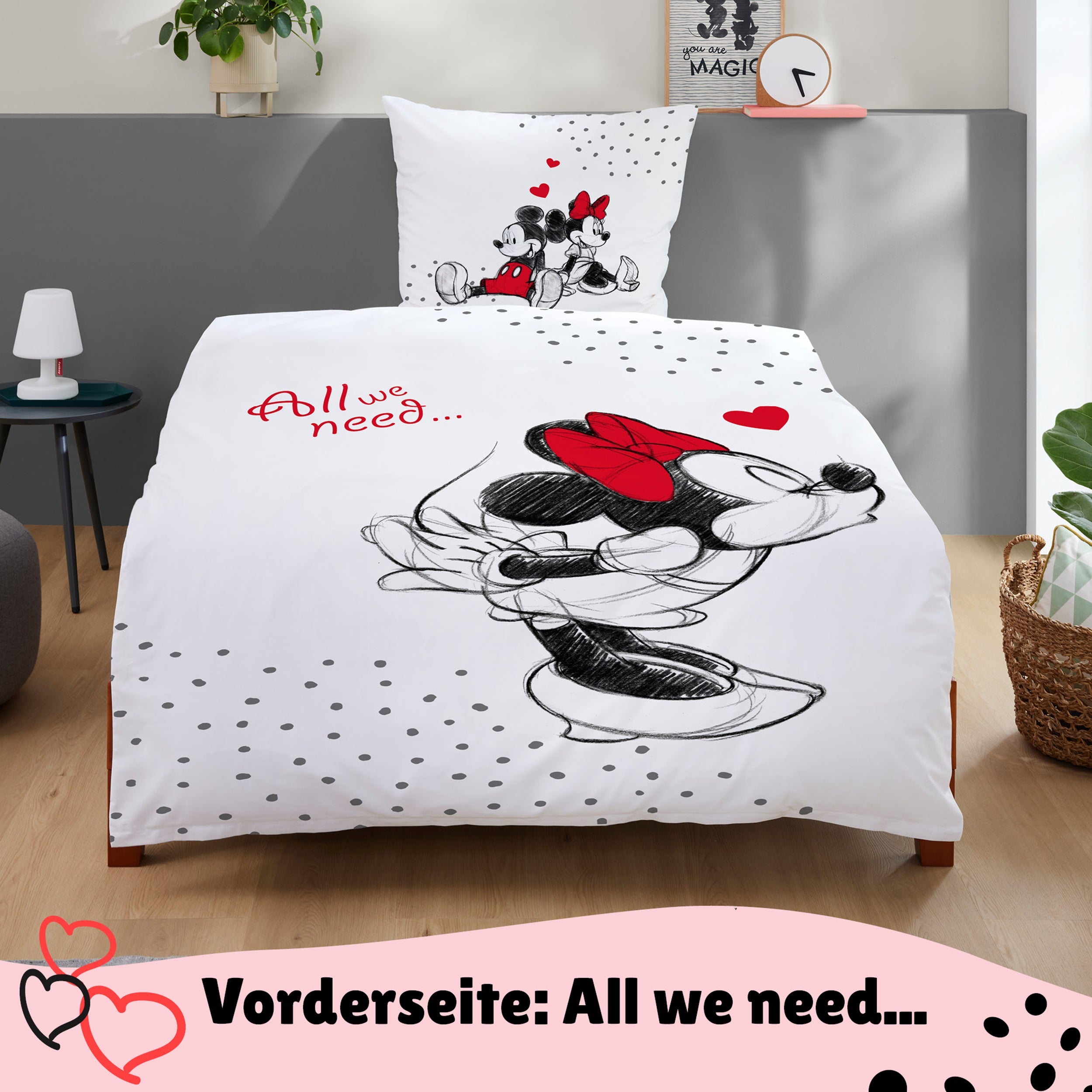 Vorder- und Rückseite der Partnerbettwäsche in weiß nebeneinander