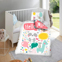 Süße Minnie Mouse Bettwäsche in weiß mit lustigen Tieren wie Lama Faultier Pandabär und Luftballons