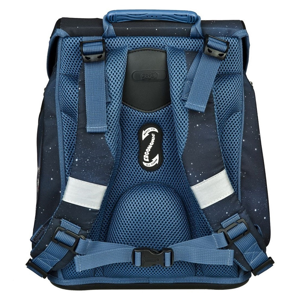 leichter Tornister mit ergonomischen Rückenpolster und Brustgurt