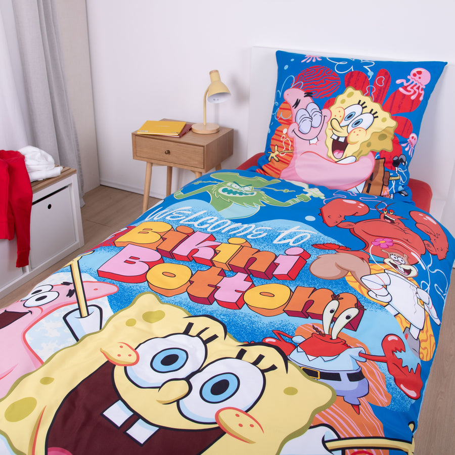 Spongebob Bettwäsche Set 2-teilig blau mit buntem Motiv auf der Vorder- und ruhigem Muster auf der Rückseite