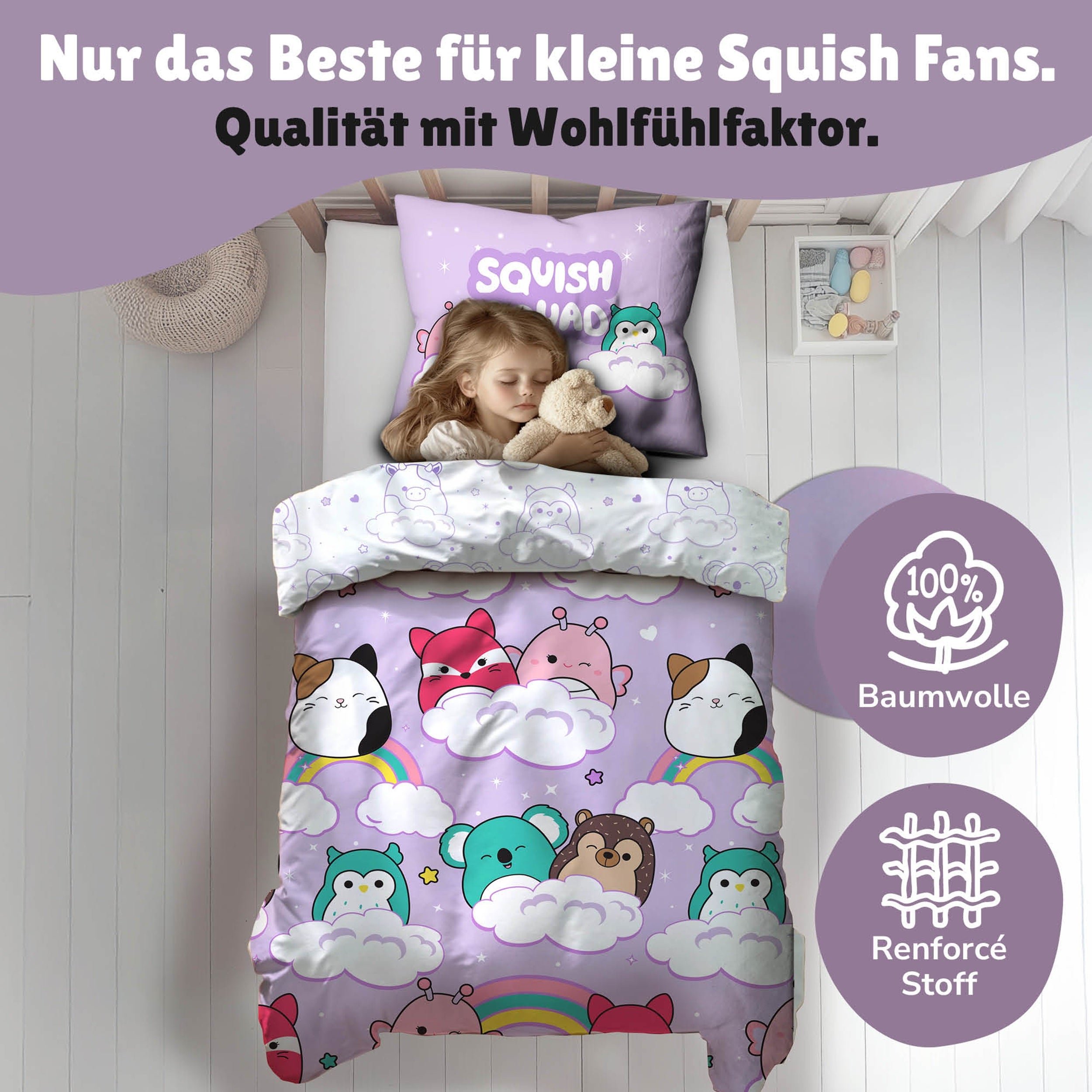 Lila Vorderseite mit Squishmallows aufs Bett gezogen